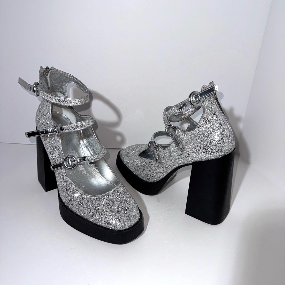 Larroude Alexa Mary Jane Pumps